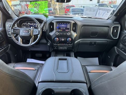 Used 2020 GMC Sierra 2500 AT4 w/ AT4 Premium Package image 8