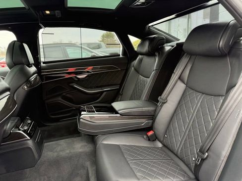 Used 2023 Audi S8 w/ S8 Executive Package image 27