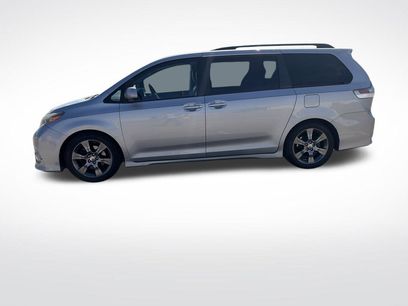 Used 2015 Toyota Sienna SE Premium