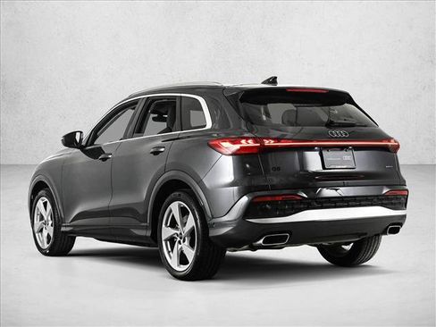 Certified 2025 Audi Q5 Prestige AWD/4WD image 8