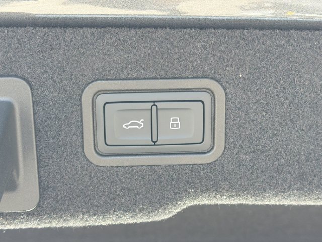 New 2026 Audi S8 AWD/4WD image 12