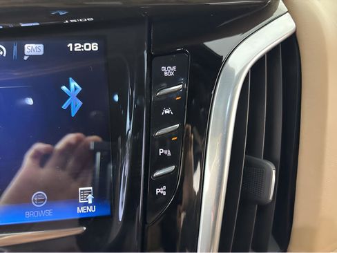 Used 2020 Cadillac Escalade Platinum image 35