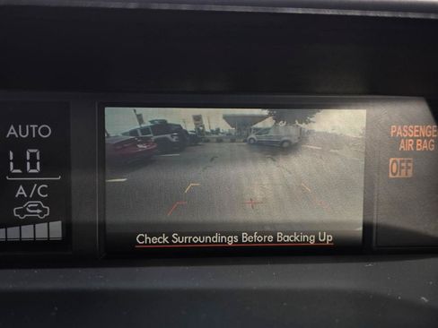 Used 2015 Subaru Forester 2.5i Touring w/ Eyesight & Navigation System AWD/4WD image 35
