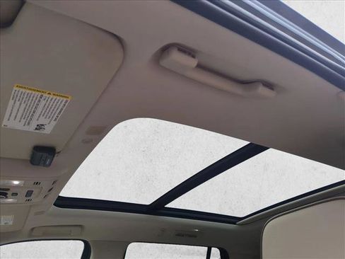 Used 2021 GMC Yukon Denali w/ Denali Premium Package image 16