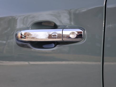 Used 2025 Chevrolet Silverado 1500 LTZ w/ LTZ Convenience Package II image 24