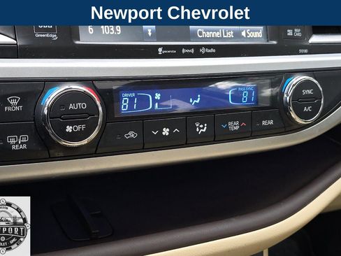 Used 2017 Toyota Highlander Limited w/ Protection Package #3 image 23