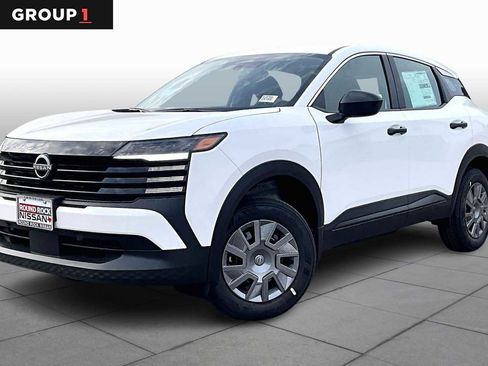 New 2026 Nissan Kicks S image 1