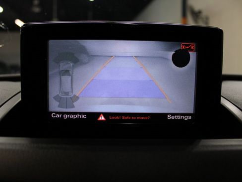 Used 2018 Audi Q3 2.0T Premium Plus w/ Premium Plus Package image 21