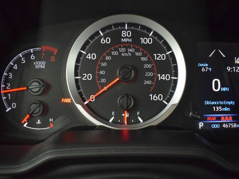 Used 2022 Toyota Corolla SE w/ Carpet Mat Package (TMS) image 16