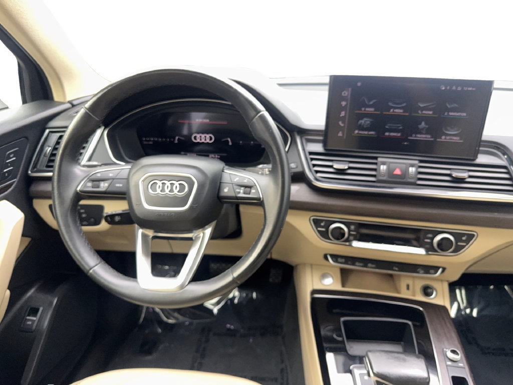 Used 2022 Audi Q5 2.0T Premium Plus w/ Premium Plus Package AWD/4WD image 56