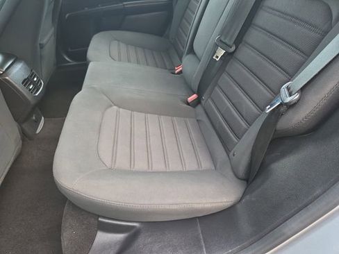 Used 2020 Ford Fusion SE AWD/4WD image 27