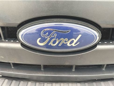 Used 2013 Ford F250 XL w/ XL Value Pkg RWD image 24