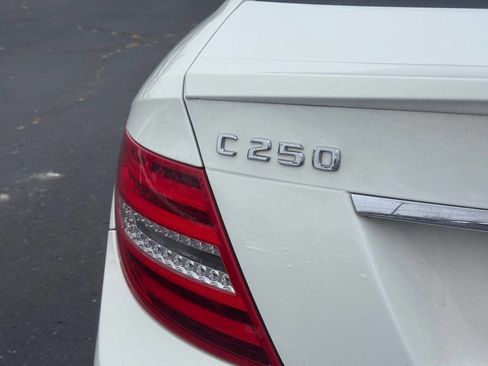 Used 2012 Mercedes-Benz C 250 Coupe image 30