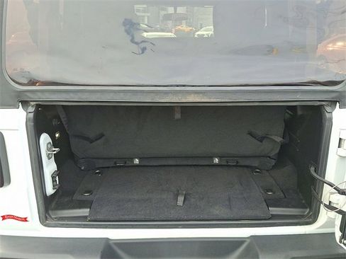 Used 2021 Jeep Wrangler Sport image 28