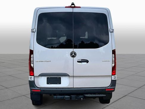 Used 2026 Mercedes-Benz Sprinter 2500 image 4