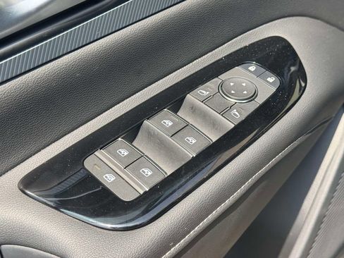 Used 2025 Nissan Murano SL AWD/4WD image 16