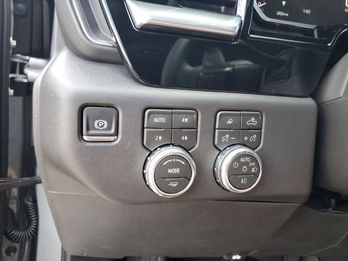 New 2026 GMC Sierra 1500 SLT w/ SLT Premium Plus Package AWD/4WD image 32