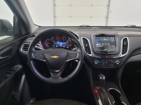 Used 2019 Chevrolet Equinox LT image 12