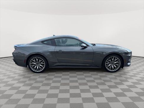 Used 2026 Ford Mustang Premium RWD image 8