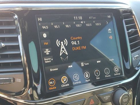 Used 2020 Jeep Grand Cherokee Altitude image 16