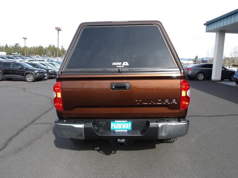 Used 2017 Toyota Tundra SR5 w/ TRD Off Road Package image 4