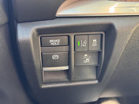 Used 2020 Acura MDX SH-AWD image 35