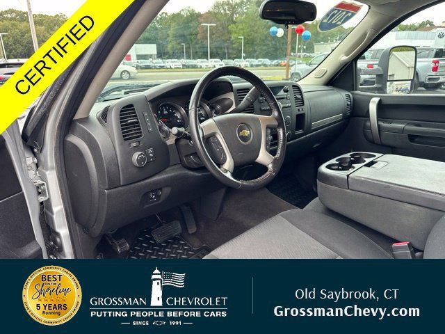 Used 2012 Chevrolet Silverado 2500 LT w/ Interior Plus Package AWD/4WD image 8