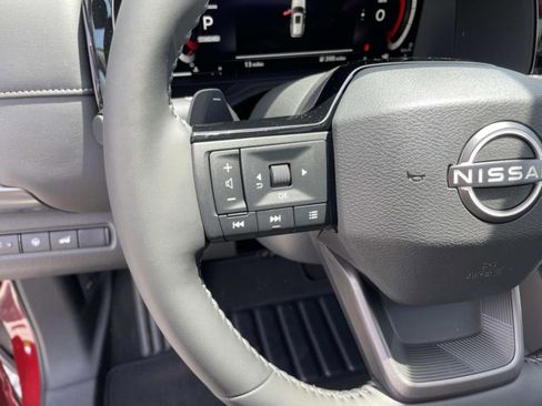 New 2026 Nissan Pathfinder SL FWD image 25