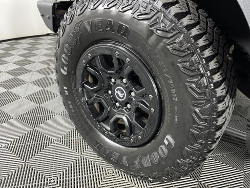 Used 2023 Ford Bronco Wildtrak AWD/4WD image 10