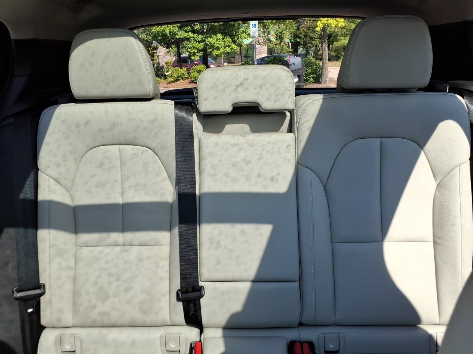 Used 2024 Volvo XC40 B5 Plus AWD/4WD image 20
