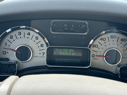 Used 2011 Ford Expedition XLT w/ 201A Rapid Spec Order Code image 23