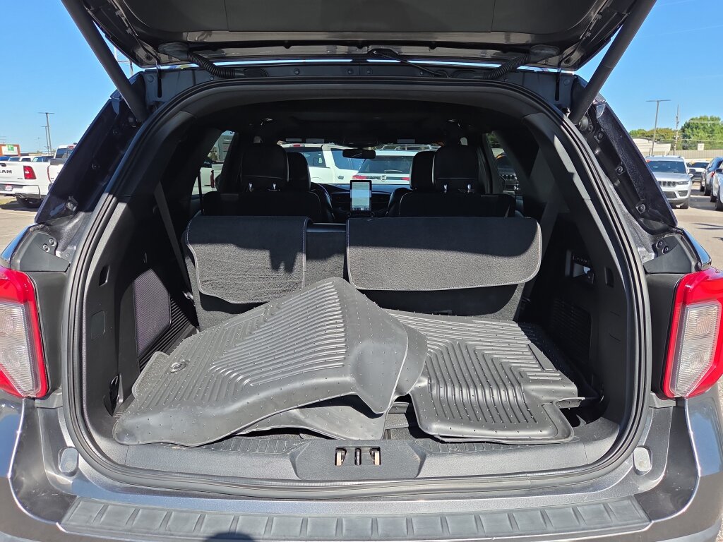 Used 2020 Ford Explorer ST w/ ST Street Pack AWD/4WD image 16
