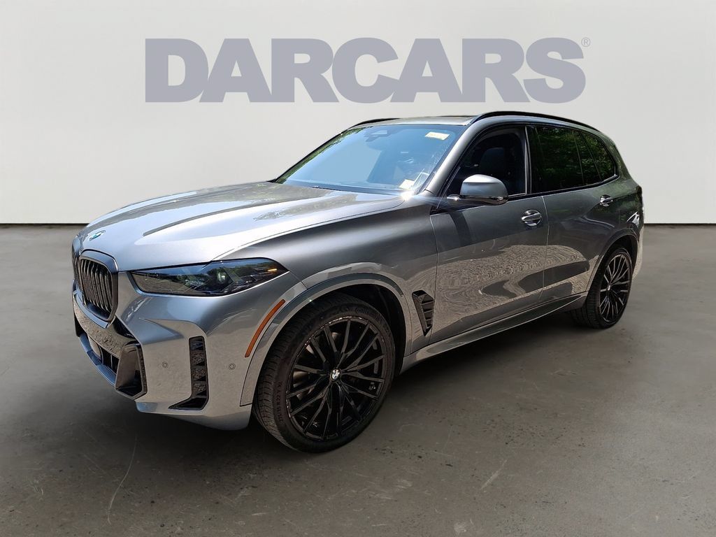 Used 2024 BMW X5 xDrive40i w/ M Sport Package AWD/4WD image 3