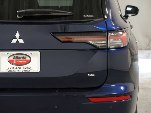 Used 2025 Mitsubishi Outlander SE AWD/4WD image 10