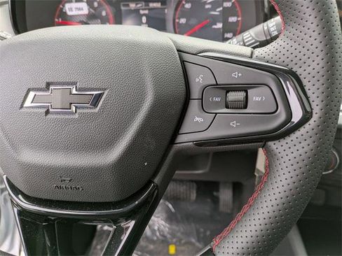 New 2026 Chevrolet Trax RS w/ Sunroof Package image 16