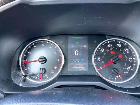 Used 2021 Toyota RAV4 LE AWD/4WD image 25