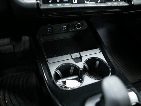 Used 2023 Toyota Prius Limited image 22