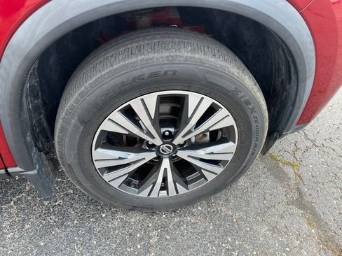 Used 2021 Nissan Rogue SV FWD image 5