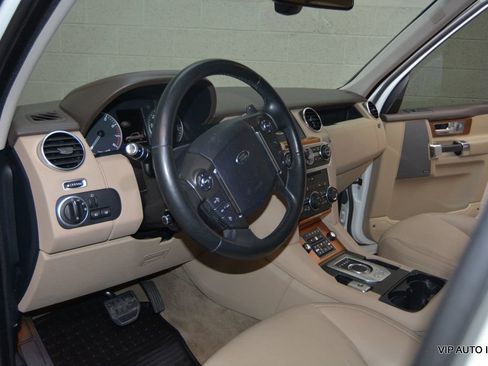 Used 2016 Land Rover LR4 HSE LUX AWD/4WD image 11