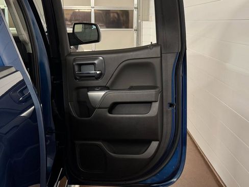 Used 2018 Chevrolet Silverado 1500 LT w/ All Star Edition image 32