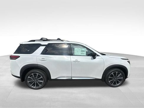 New 2026 Nissan Pathfinder Platinum AWD/4WD image 5