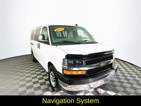 Used 2017 Chevrolet Express 3500 LT w/ LT Preferred Equipment Group image 3