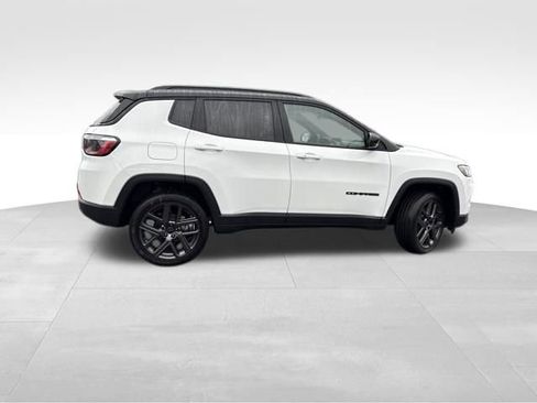 New 2026 Jeep Compass Limited image 8