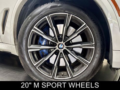 Used 2022 BMW X5 M50i w/ Premium Package AWD/4WD image 12