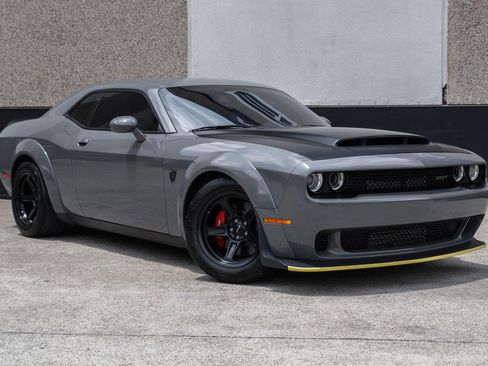 Used 2018 Dodge Challenger SRT Demon RWD image 5