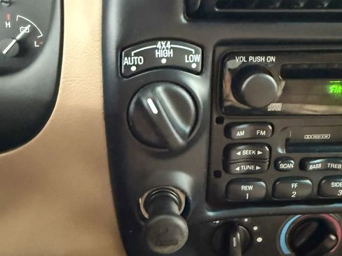 Used 1999 Ford Explorer 4WD 4-Door image 53