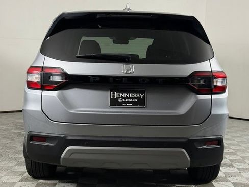 Used 2025 Honda Pilot EX-L image 7
