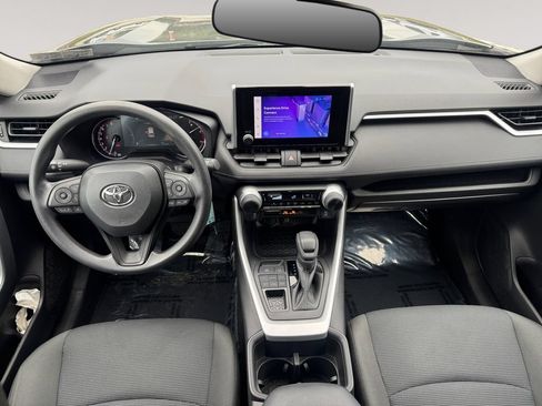 Used 2024 Toyota RAV4 LE AWD/4WD image 10