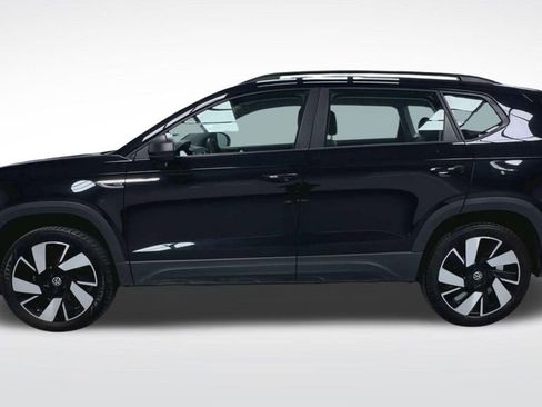 Used 2023 Volkswagen Taos S w/ Driver Assistance Package AWD/4WD image 21