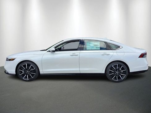 New 2026 Honda Accord Touring image 4